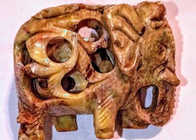 two soap stone elephant with baby elephant inside them - Thumbnail 2