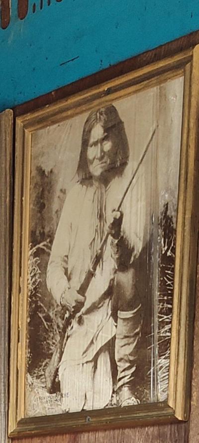 museum quality authentic Native American collection - Thumbnail 4