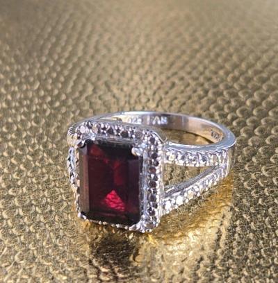 Sterling Silver Garnet  Diamond Chip Ring  Size 6 - Thumbnail 2