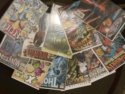 a mystery box of 25 comic - Thumbnail 6