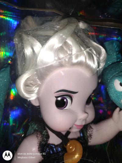 Disney Animators D23 Ursula Light Up Doll - Thumbnail 7