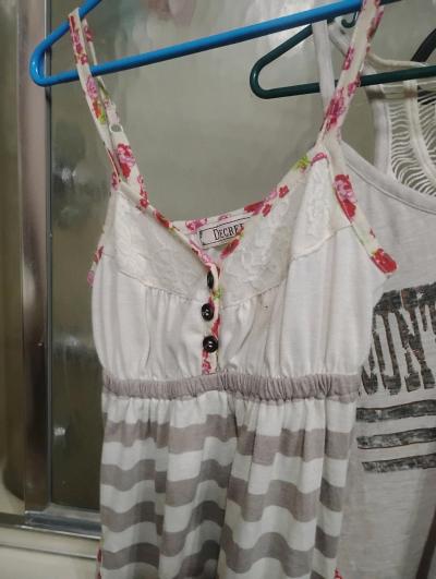 3 summer shirts size small - Thumbnail 3