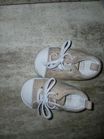 Carters Baby Shoes Size 0 to 3 months