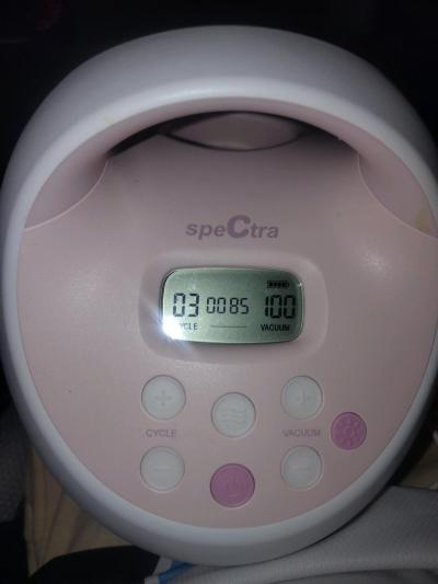 electronic breast pump