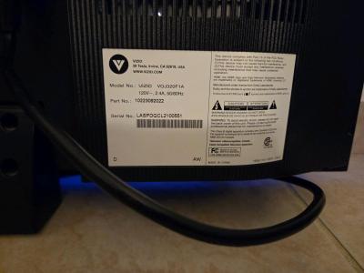 Vizio Used 37 TV not a smart TV - Thumbnail 4