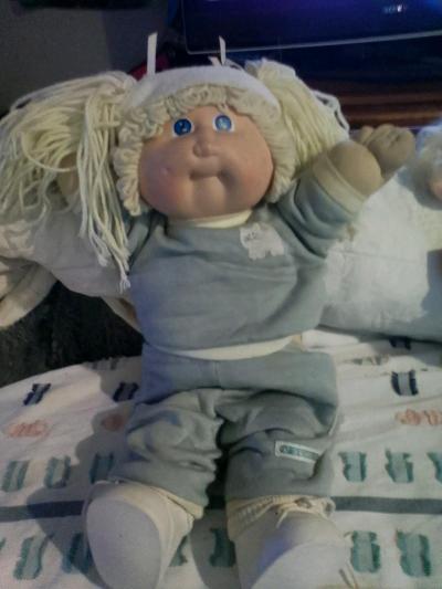 cabbage patch kids dolls alot 300 or individual - Thumbnail 2