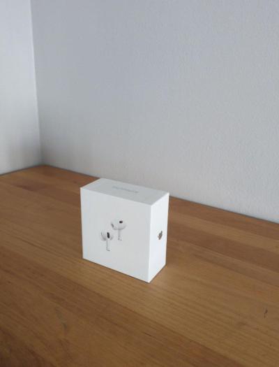 airpods gen 2 brand new comes with charger - Thumbnail 5