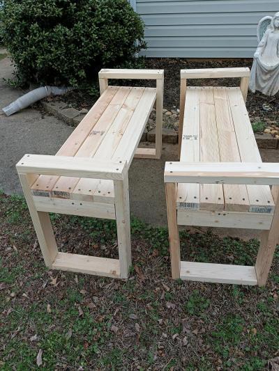 2 stool type Benches - Thumbnail 4