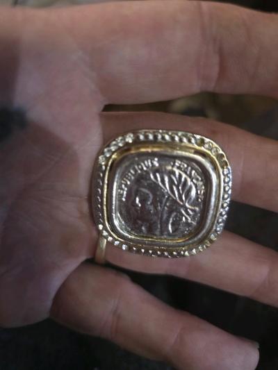 heirlooms and other mostly jewelry - Thumbnail 2