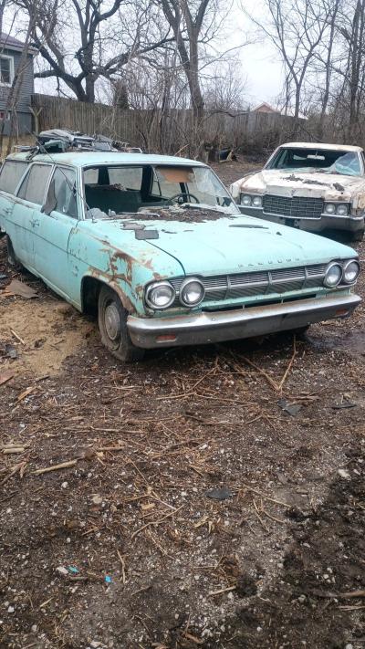 1962 wagony classic threes on the column