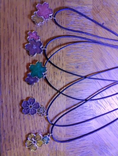 unique handcrafted Resin necklaces - Thumbnail 3