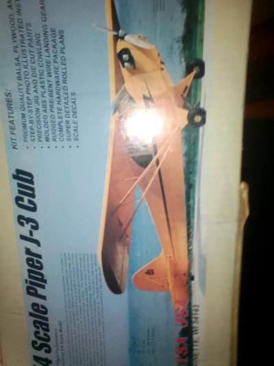 balsa USA quarter scale Piper j3 Cub model aircraft - Thumbnail 3