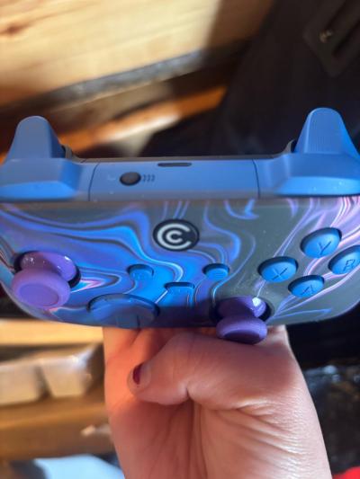 gaming controller - Thumbnail 2
