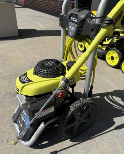 3000psi pressure washer Honda - Thumbnail 2