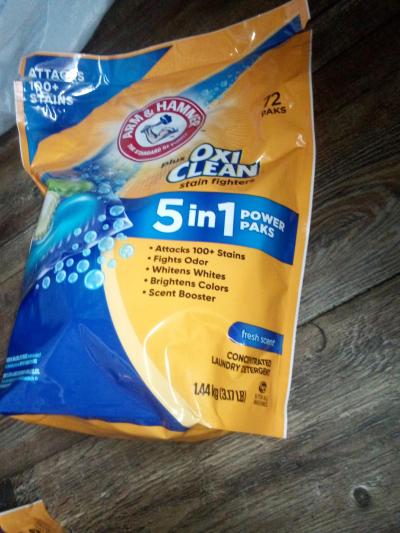ARM AND HAMMER plus OXI CLEAN DETERGENT PODS - Oklahoma City, Oklahoma