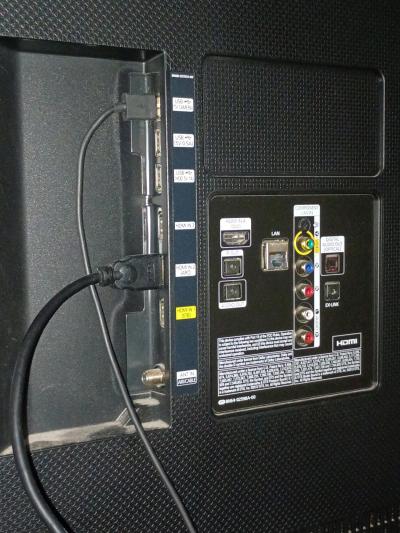 Samsung 60in high definition television - Thumbnail 5