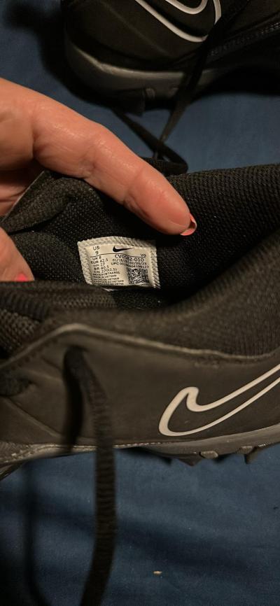 size 9 Nike Alpha Menace 3 Football Cleats - Thumbnail 3