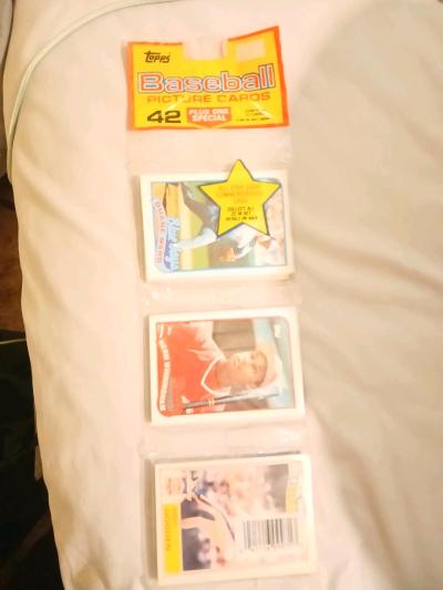 Baseball cards - Thumbnail 2