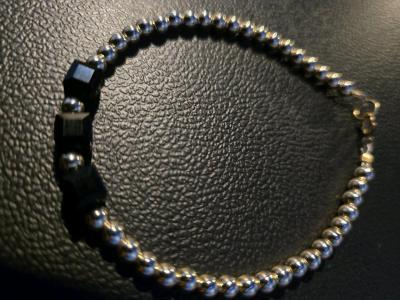 14kt Gold Filled Crystal Beaded Bracelet with black square - Thumbnail 2