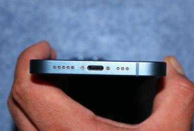 iphone 13 - Thumbnail 4