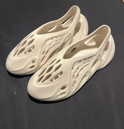 Yeezy Foam Runner - Patterson, California