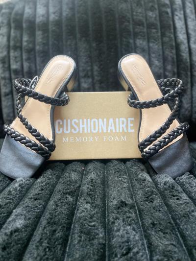 Black low heel sandals - Thumbnail 1