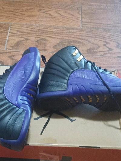 Men Jordan 12 retro sneakers 8 12 - Thumbnail 3