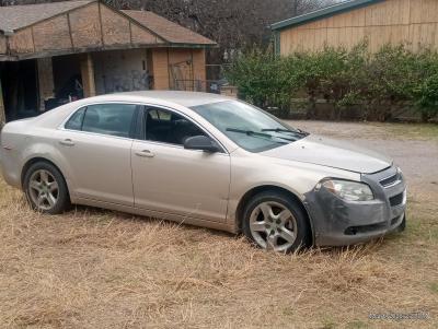 2011 Chevy Malibu - Thumbnail 4