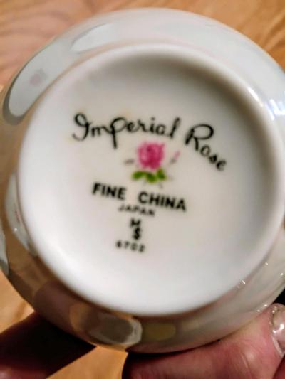 vintage imperial rose china set of30 - Thumbnail 4