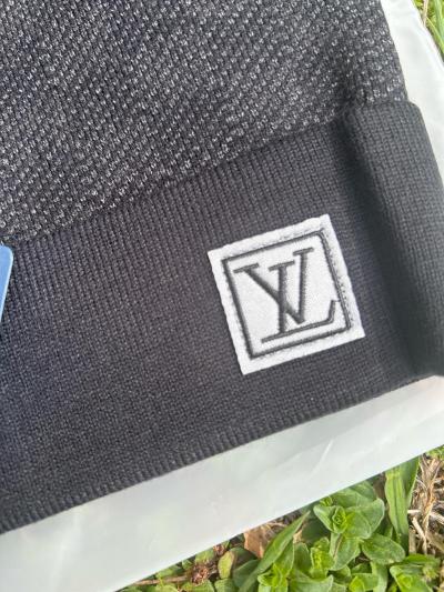 Authentic Louis Vuitton LV Knit Beanie  blac Monogram  Desig - Thumbnail 4