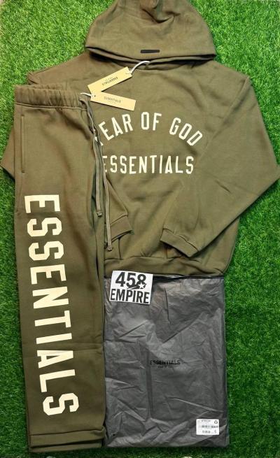 Essentials sweatsuit set - Thumbnail 2