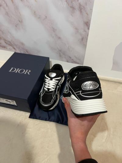 Dior b30 BRAND NEW size 10 - Thumbnail 2