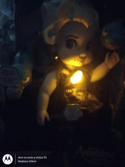 Disney Animators D23 Ursula Light Up Doll - Thumbnail 2