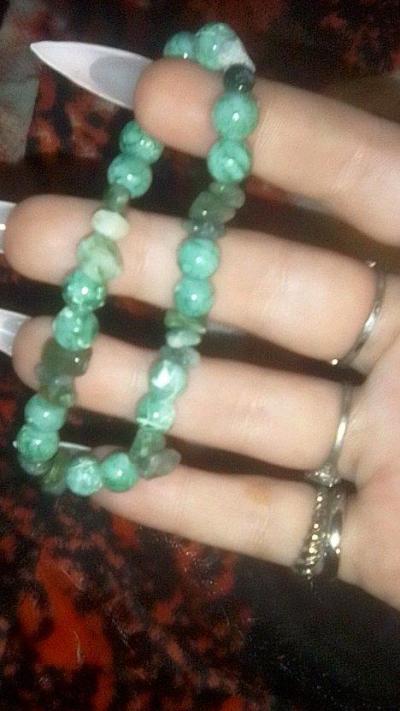 Handmade Red and Green - Thumbnail 2
