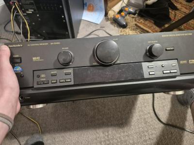 4 speakers 8 inch sub sound bar and receiver - Thumbnail 6