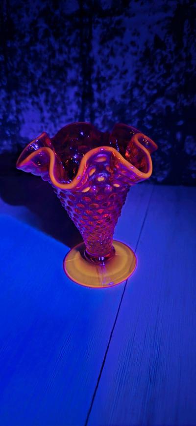 Amberina glass hobnail ruffled vase by Fenton Art Glass - Thumbnail 6