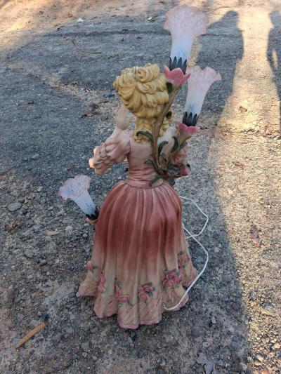 4 foot angel lamp - Thumbnail 3