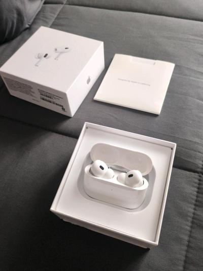airpods gen 2 brand new comes with charger - Thumbnail 2