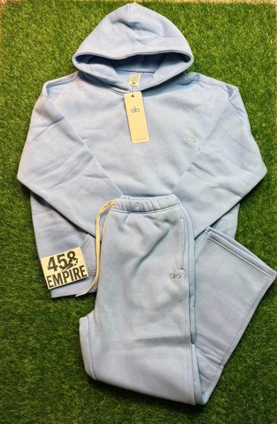 Alo sweatsuit set - Thumbnail 1