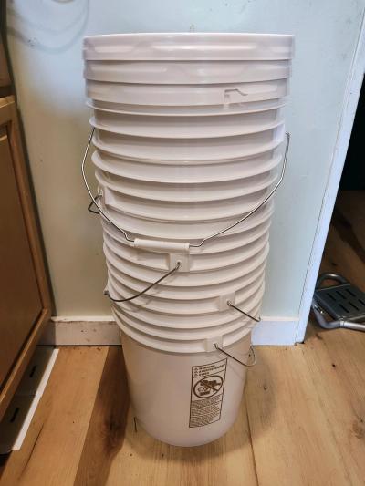 5 Gallon bucket - Drexel Hill, Pennsylvania