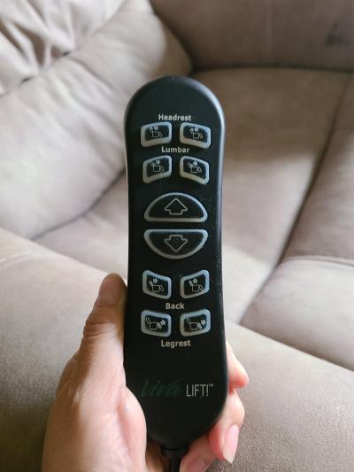 Comfortable Recliner Chair - Thumbnail 7