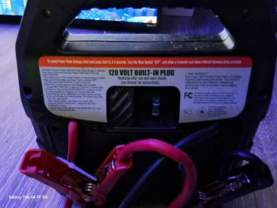 750 amp power battery jumperer New from OReileys Super brand - Thumbnail 4
