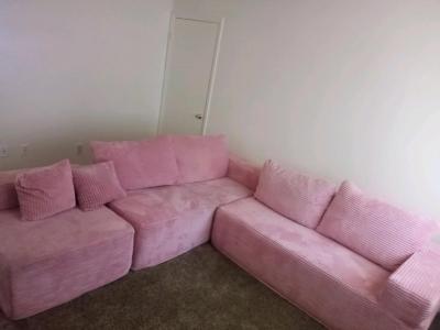 pink cloud sectional - Thumbnail 2