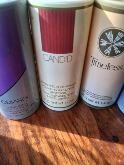 Set of 4Rare Vintage Avon Shimmering Body Powders - Thumbnail 8
