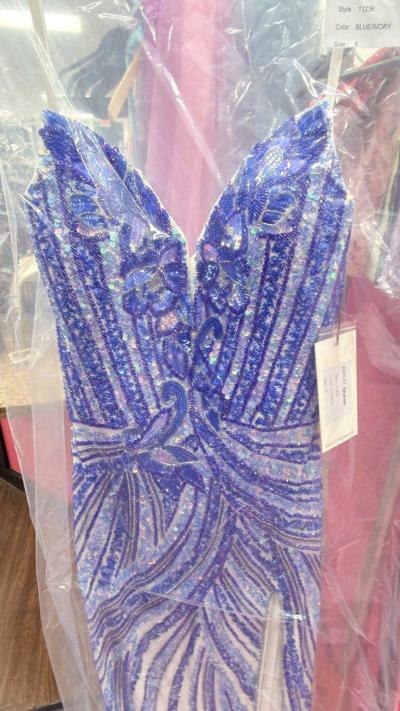dress - Thumbnail 2