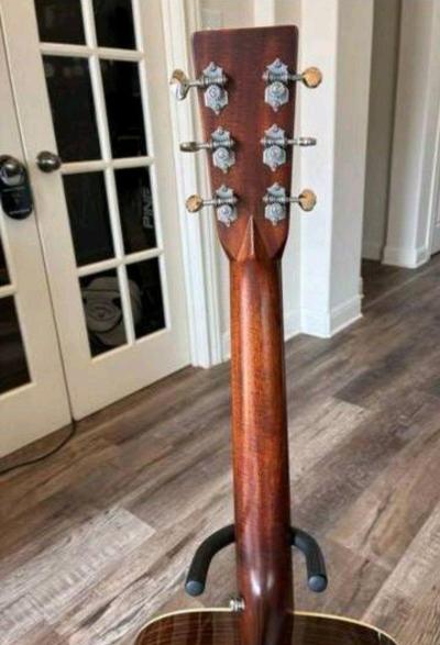 2023 Martin HD28 custom shop - Thumbnail 3