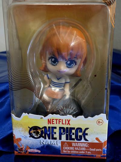 ONE PIECE FIGURES - Thumbnail 4