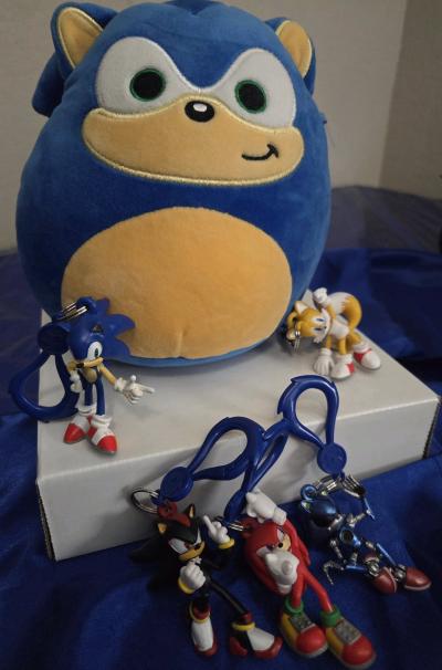 SONIC THE HEDGEHOG - Thumbnail 2