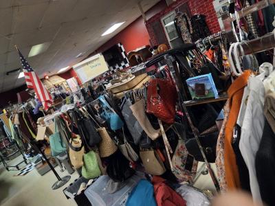 Big spring break sale April 10th and 11th at St Luke thrift - Thumbnail 9