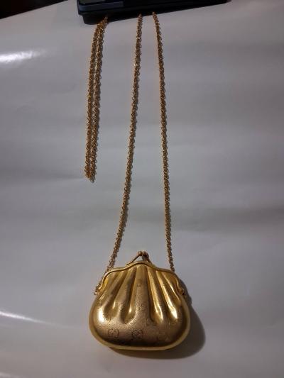 Part of the Gucci Accessory Collection - Thumbnail 4